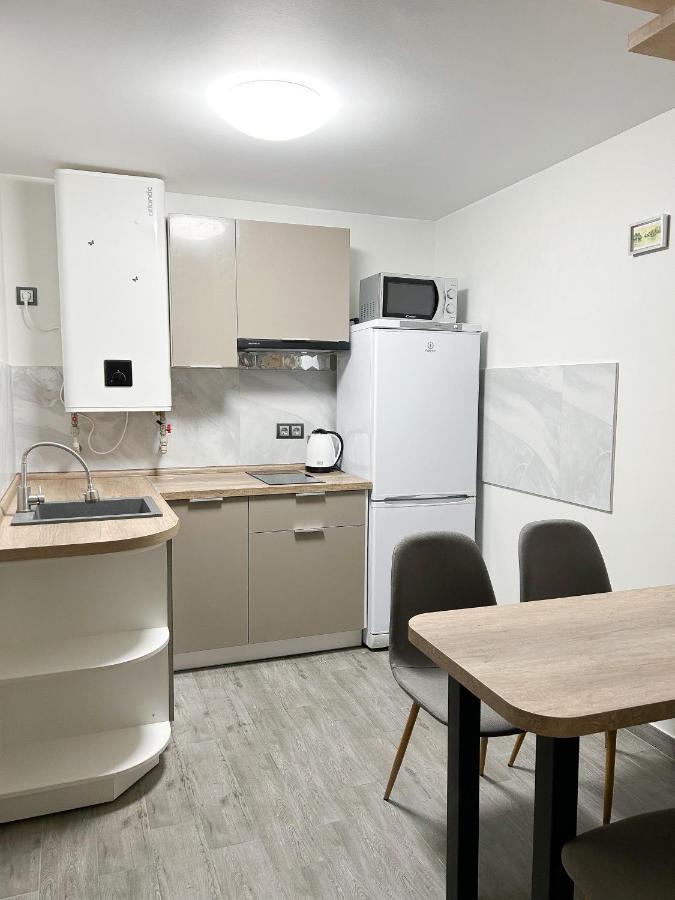 Miamo Apart Вулиця Кучера 24 Lviv Exteriör bild