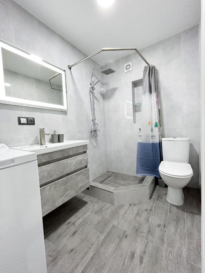 Miamo Apart Вулиця Кучера 24 Lviv Exteriör bild